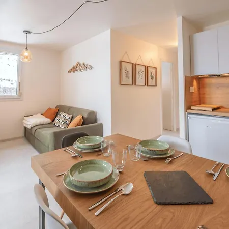 Appartement Bright For 7 People In *